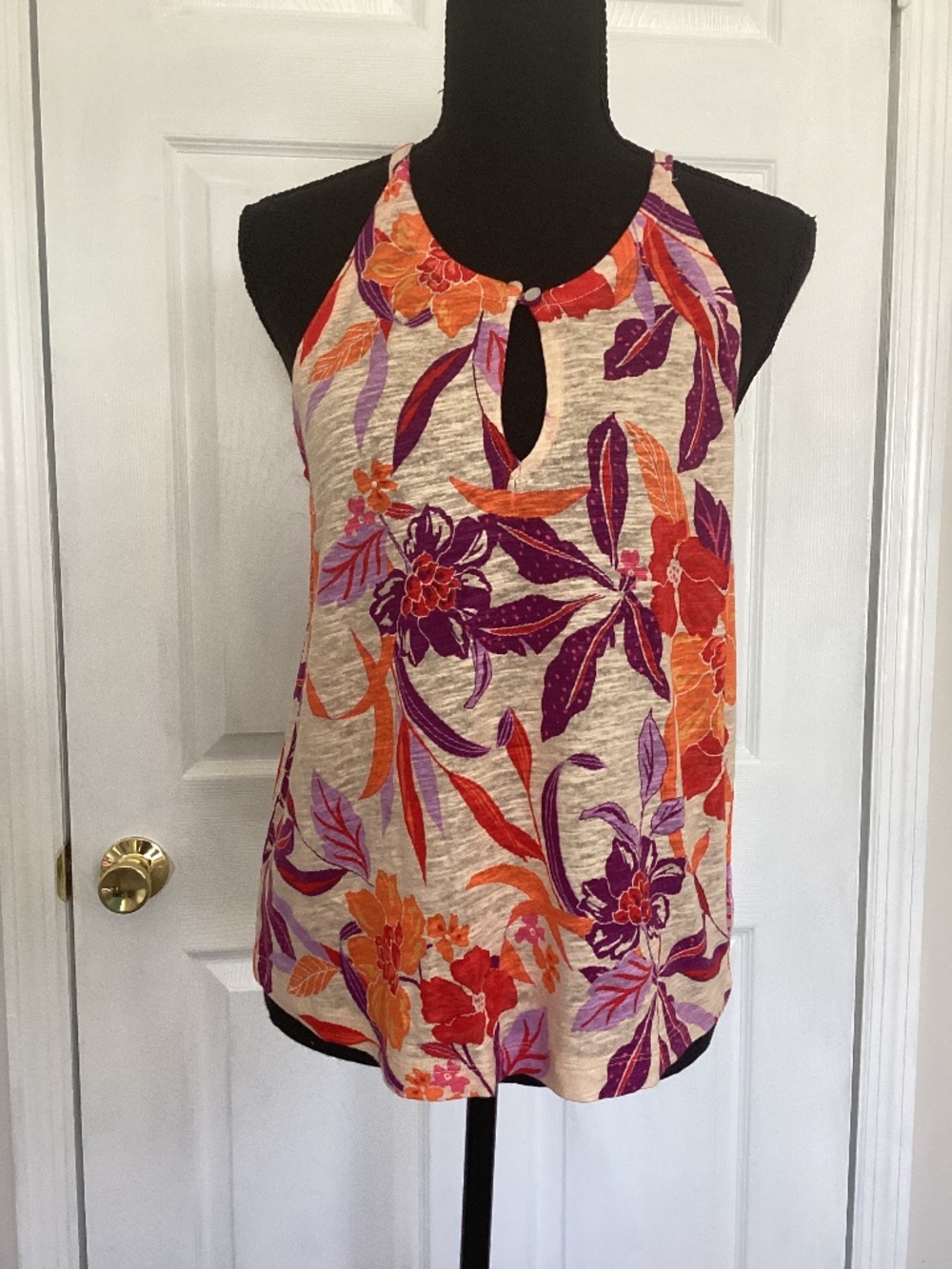 C & C California NWT Tropical Floral Linen Blend Halter Tank Top size Small
